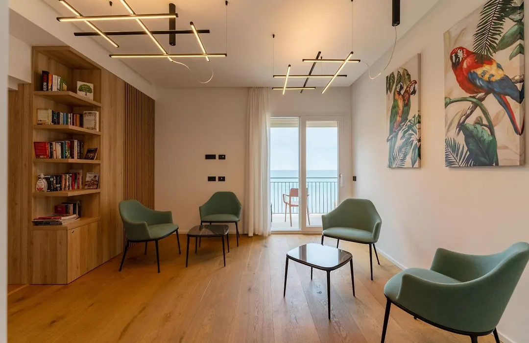 B&B Le Suites Di Costanza-1