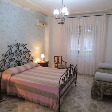Tilde B&B-2